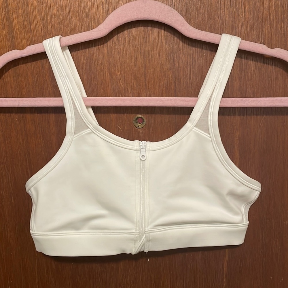 NWOT Aerie Zip Front Sports Bra